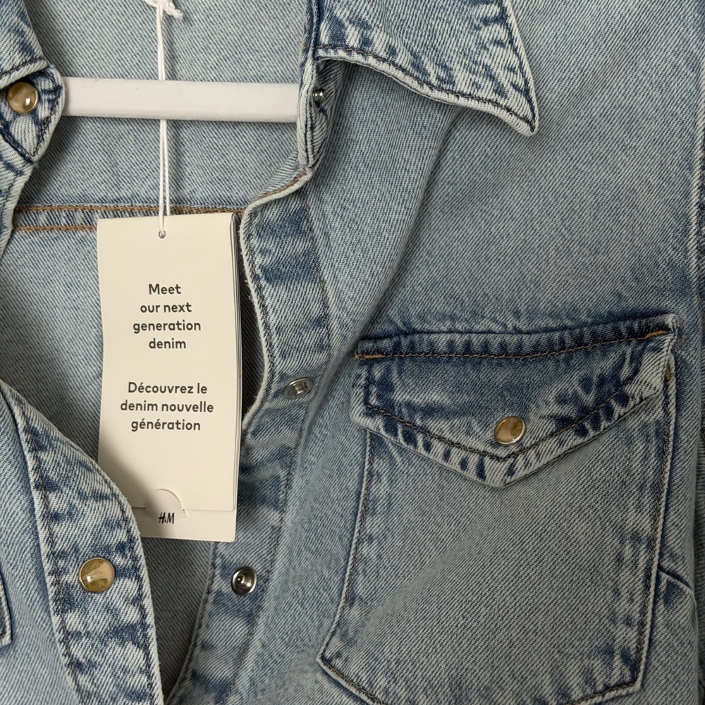 H&M Blue Denim Buttondown - Picture 5 of 5